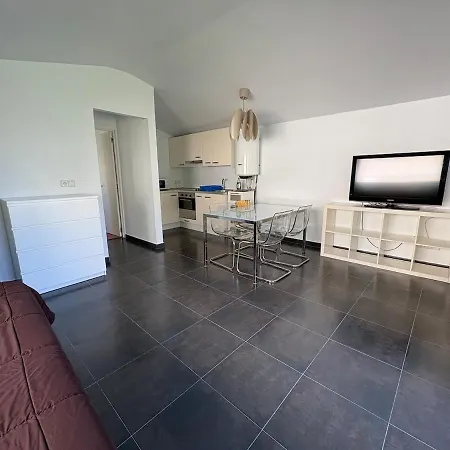 Semesterbostad Casa Vacacional A 5 Min De Playa Y Bus Al Centro Vigo